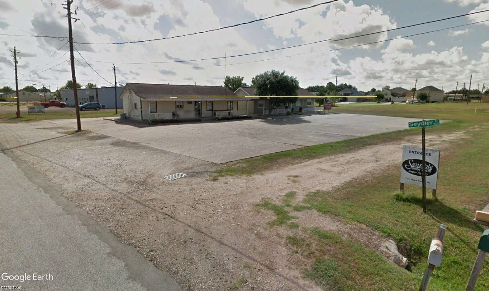 909 Seydler, East Bernard, TX 77435