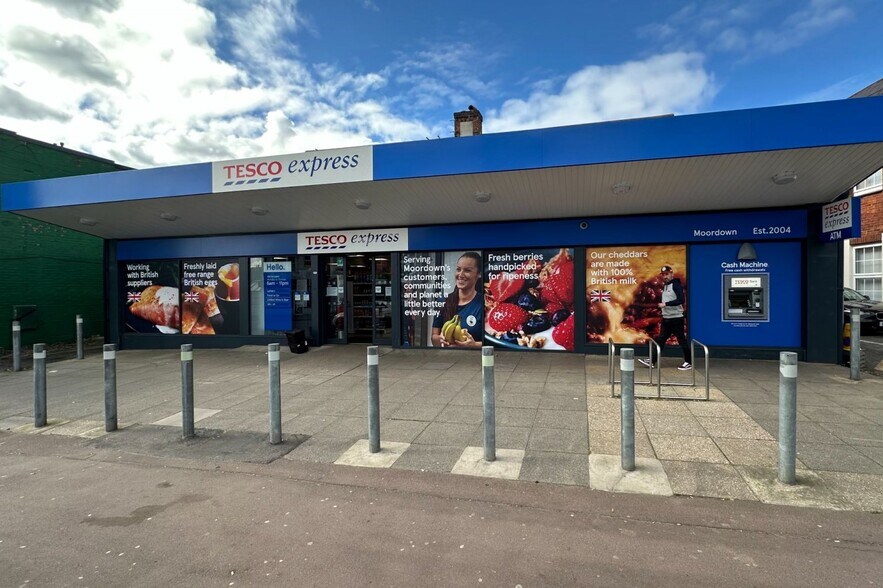 704 Wimbourne Rd, Bournemouth for sale - Primary Photo - Image 1 of 1