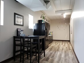 38221 Plymouth Rd, Livonia, MI for lease Interior Photo- Image 2 of 4