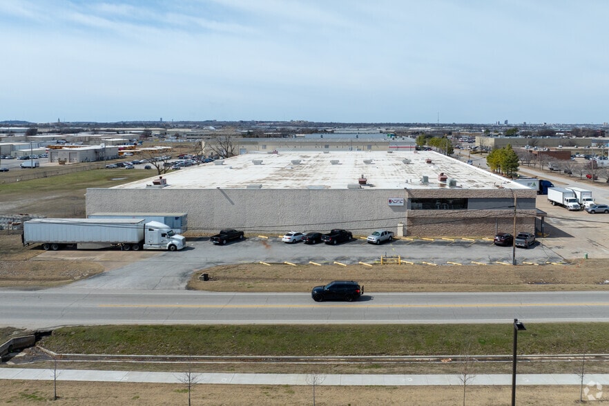 5510 S 129th Ave, Tulsa, OK for lease - Building Photo - Image 2 of 5