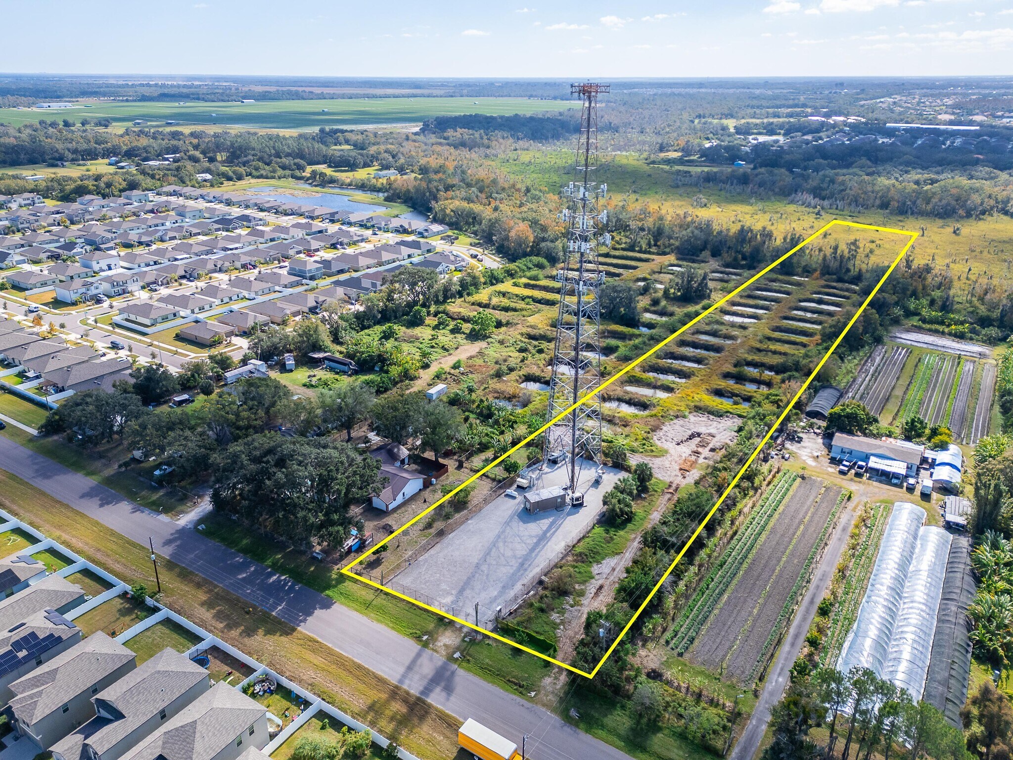 11109 Sumner Rd, Wimauma, FL 33598 11109 & 11105 Sumner Rd