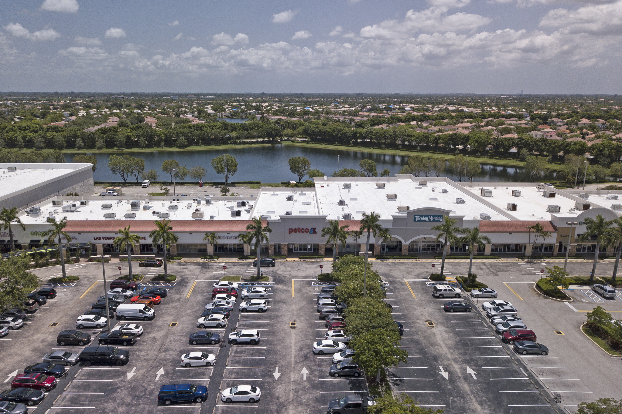 15801-15999 Pines Blvd, Pembroke Pines, FL 33027 - Westfork Plaza | LoopNet