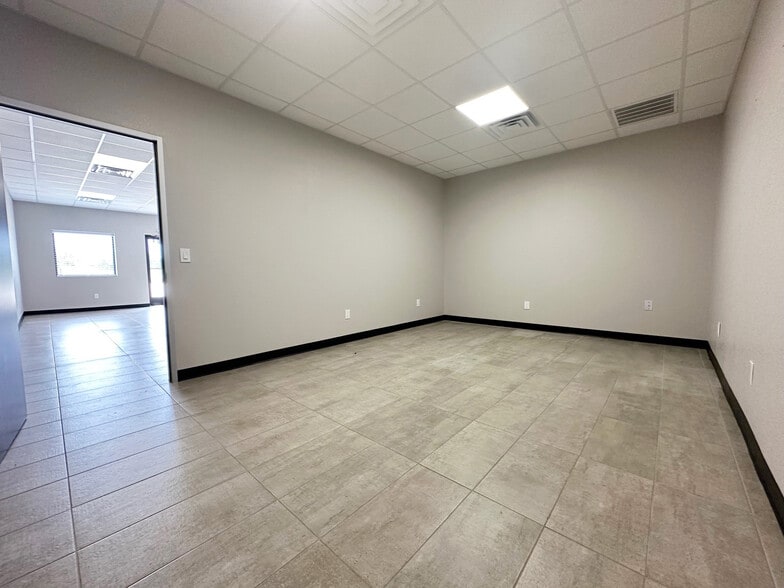 13486 FM 529 Rd, Houston, TX for lease - Building Photo - Image 3 of 5