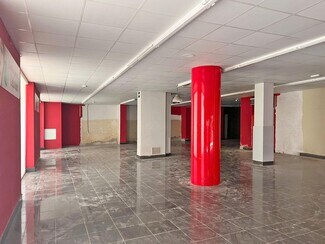 More details for Carrer Vint-I-Dos, Tarragona - Retail for Lease