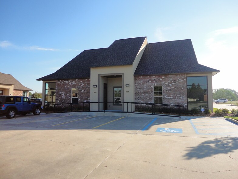 4021 We Heck Ct Baton Rouge La 70816 Office Live Work Unit 1 200 Sf Of 4 Star Office Space Available In Baton Rouge La