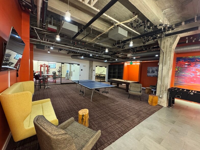 121 Westmoreland Ave, White Plains, NY for sale - Interior Photo - Image 3 of 17