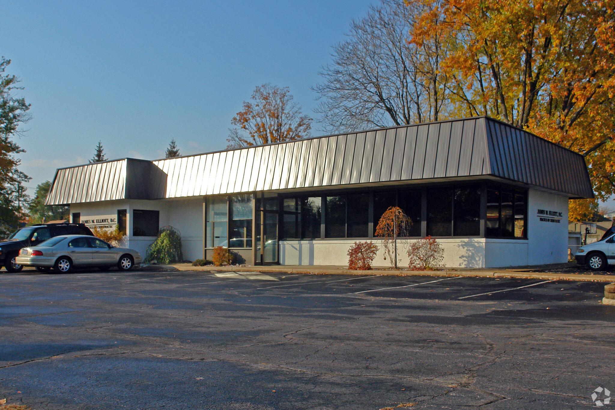 1553 Alpine Ave NW, Grand Rapids, MI for sale Building Photo- Image 1 of 6