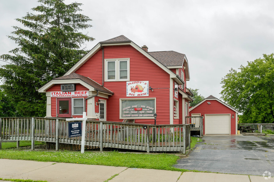 1179 N Main St, West Bend, WI for sale - Primary Photo - Image 1 of 1