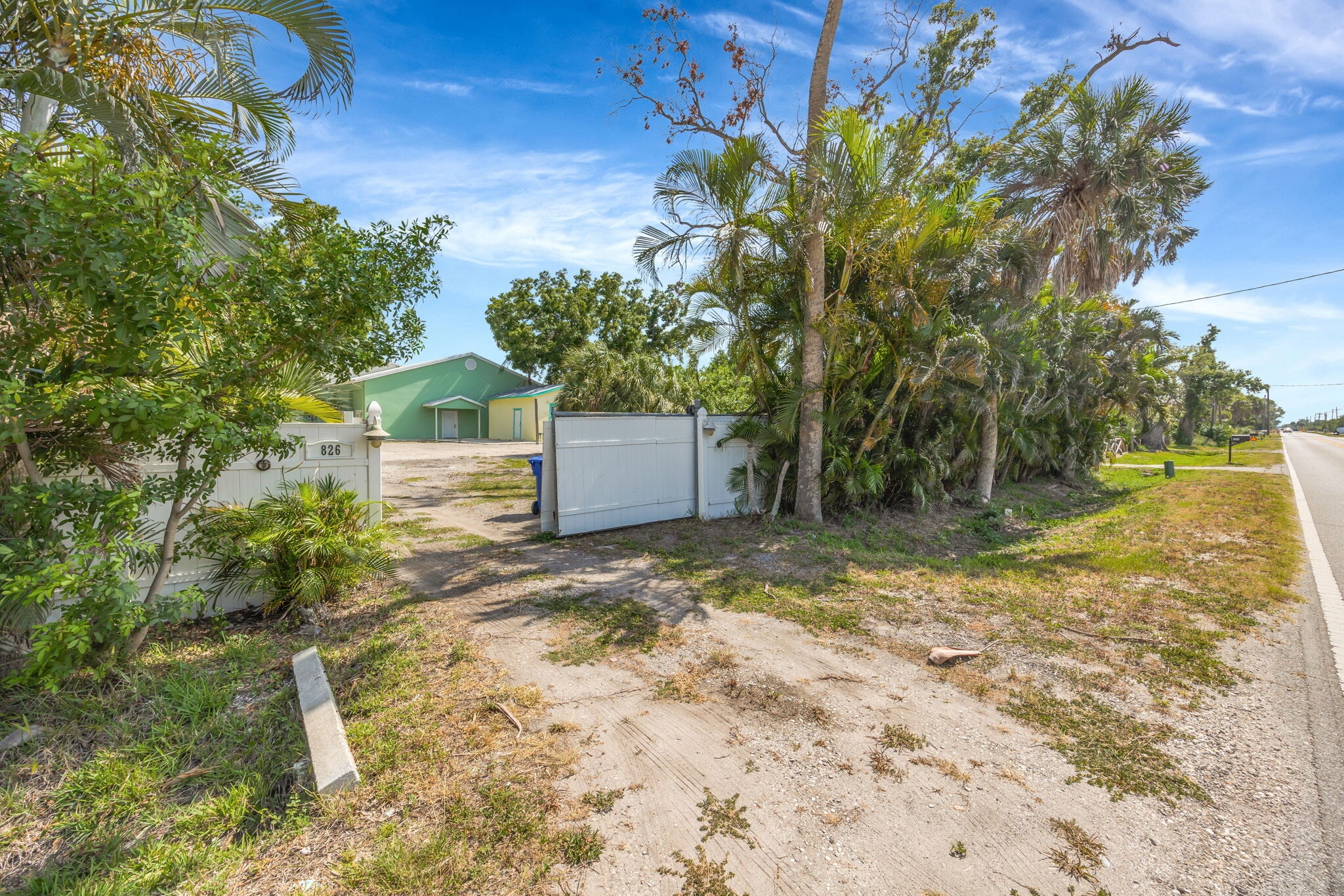 826 W Shell Point Rd, Ruskin, FL for sale Primary Photo- Image 1 of 21