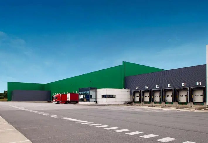 Industrial in Villeneuve-Saint-Germain for lease Building Photo- Image 1 of 5