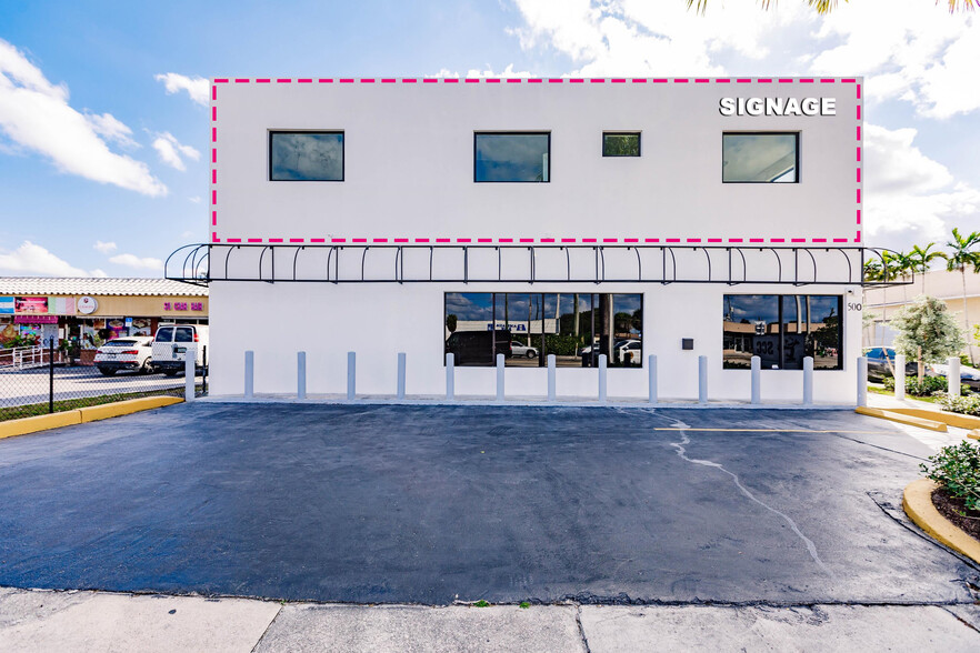 500 NE 167th St, Miami, FL for lease - Building Photo - Image 2 of 23