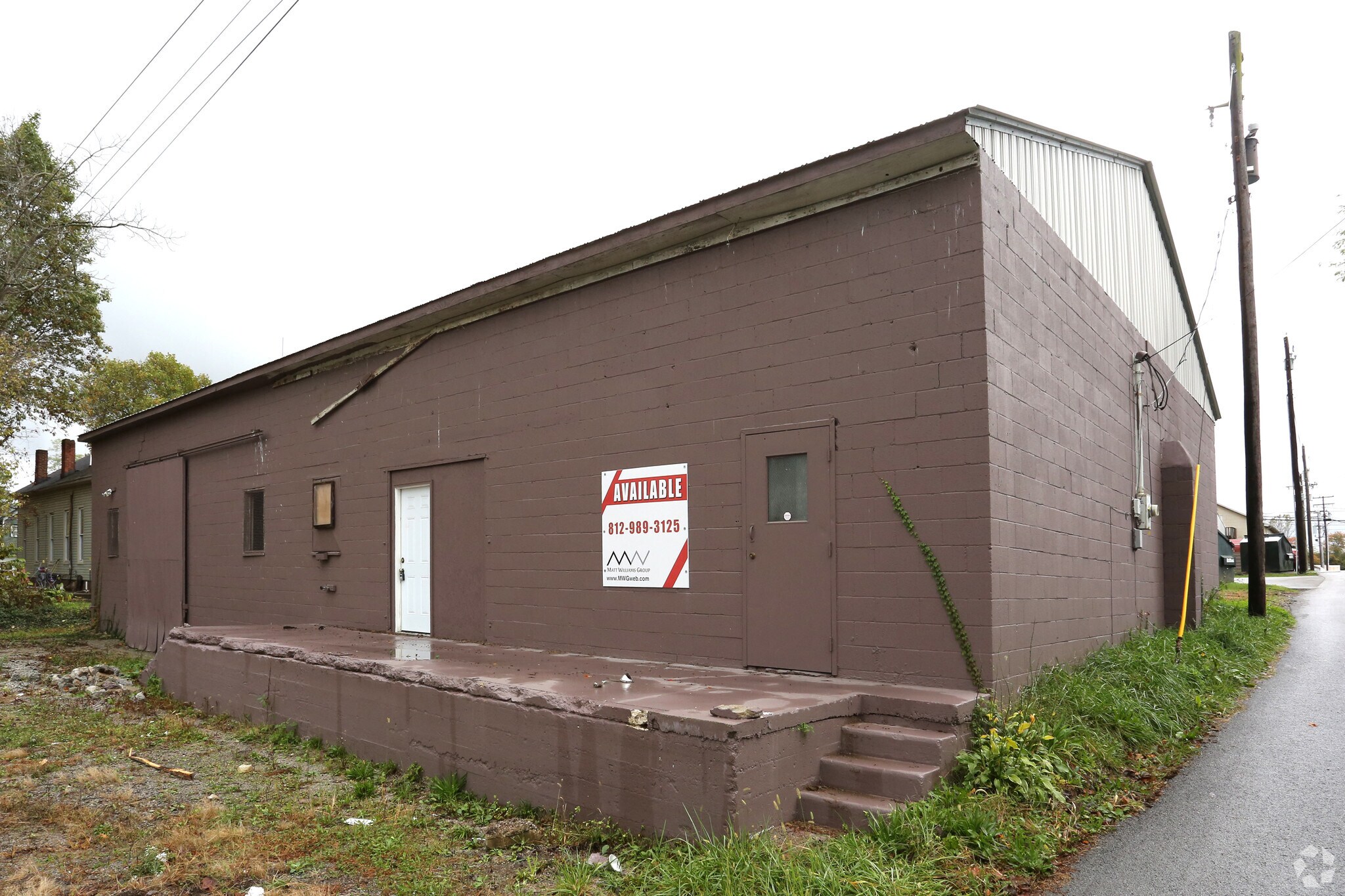 241 Harrison St, Charlestown, IN for sale Primary Photo- Image 1 of 1