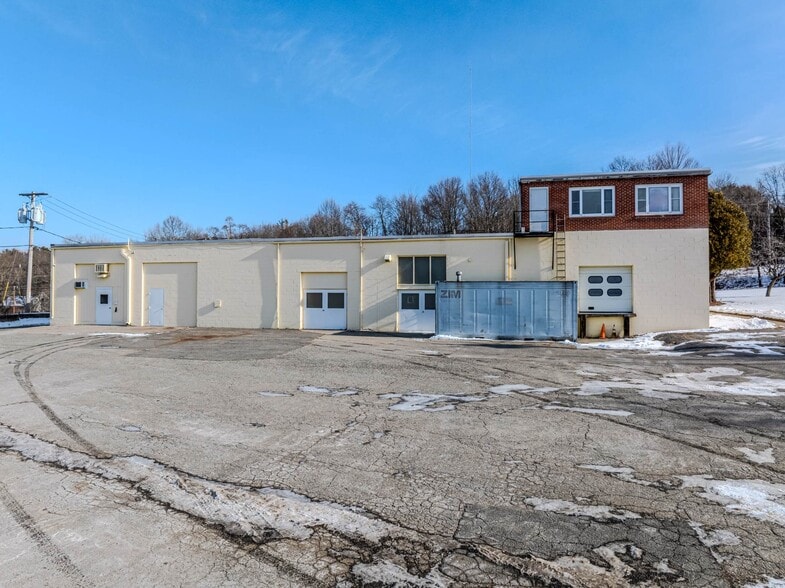 240 Shrewsbury St, Boylston, MA for lease - Building Photo - Image 3 of 12