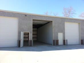 14100 Santa Fe Trail Dr, Lenexa, KS for lease Building Photo- Image 1 of 1