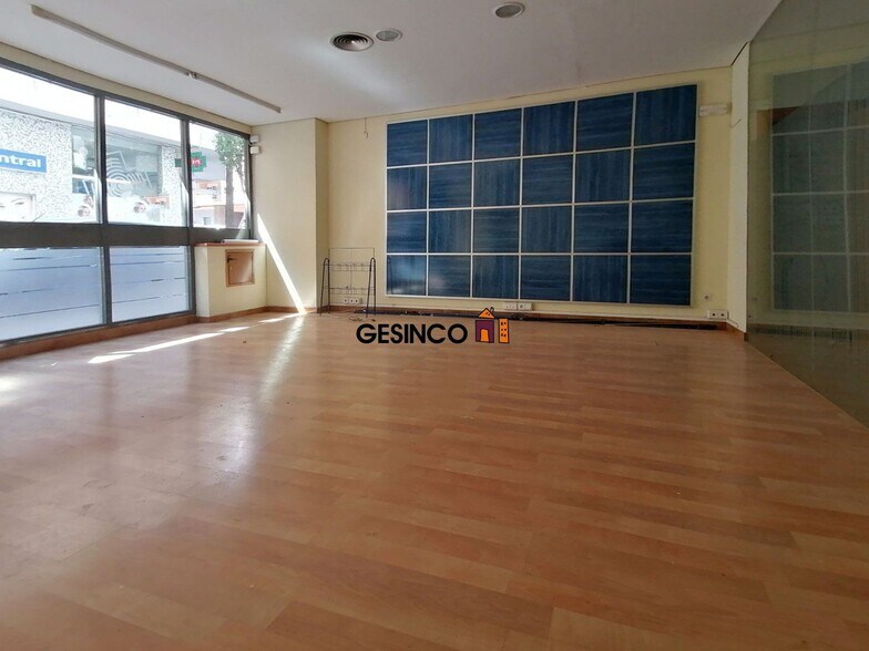 Retail in Ontinyent, Valencia for lease - Building Photo - Image 3 of 9