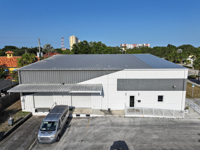 404 E New Haven Ave, Melbourne, FL for lease - Building Photo - Image 2 of 14