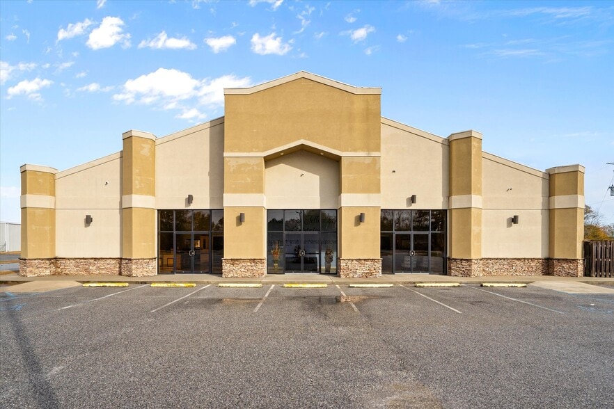 9585 Milton Jones Rd, Daphne, AL for sale - Primary Photo - Image 1 of 1