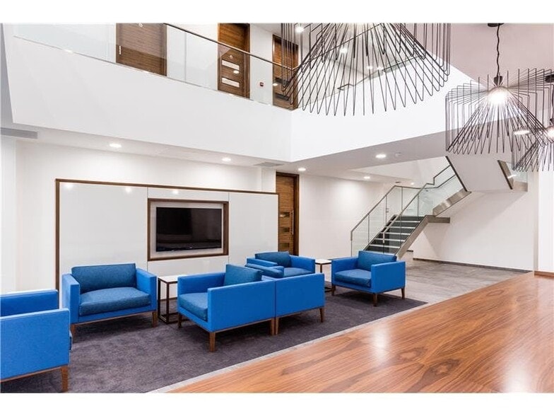 Gallows Hl, Warwick for lease - Interior Photo - Image 3 of 12
