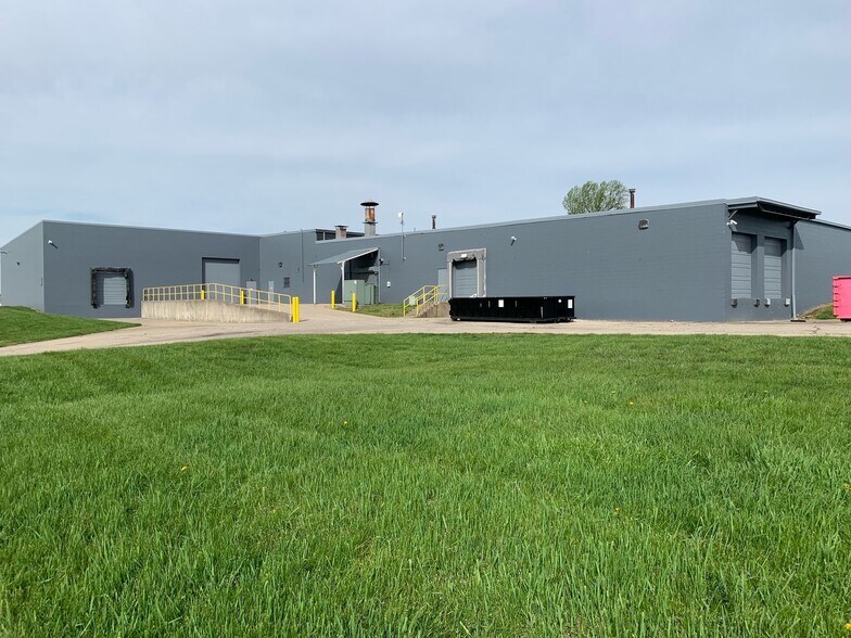 851 Bellbrook Ave, Xenia, OH for lease - Building Photo - Image 2 of 3