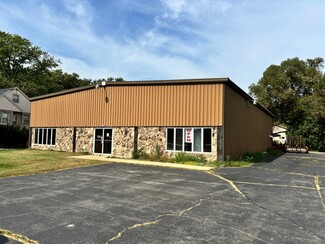 More details for 7043 Highway 144, West Bend, WI - Retail for Sale