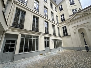 10 Rue Royale, Paris for lease Building Photo- Image 1 of 5