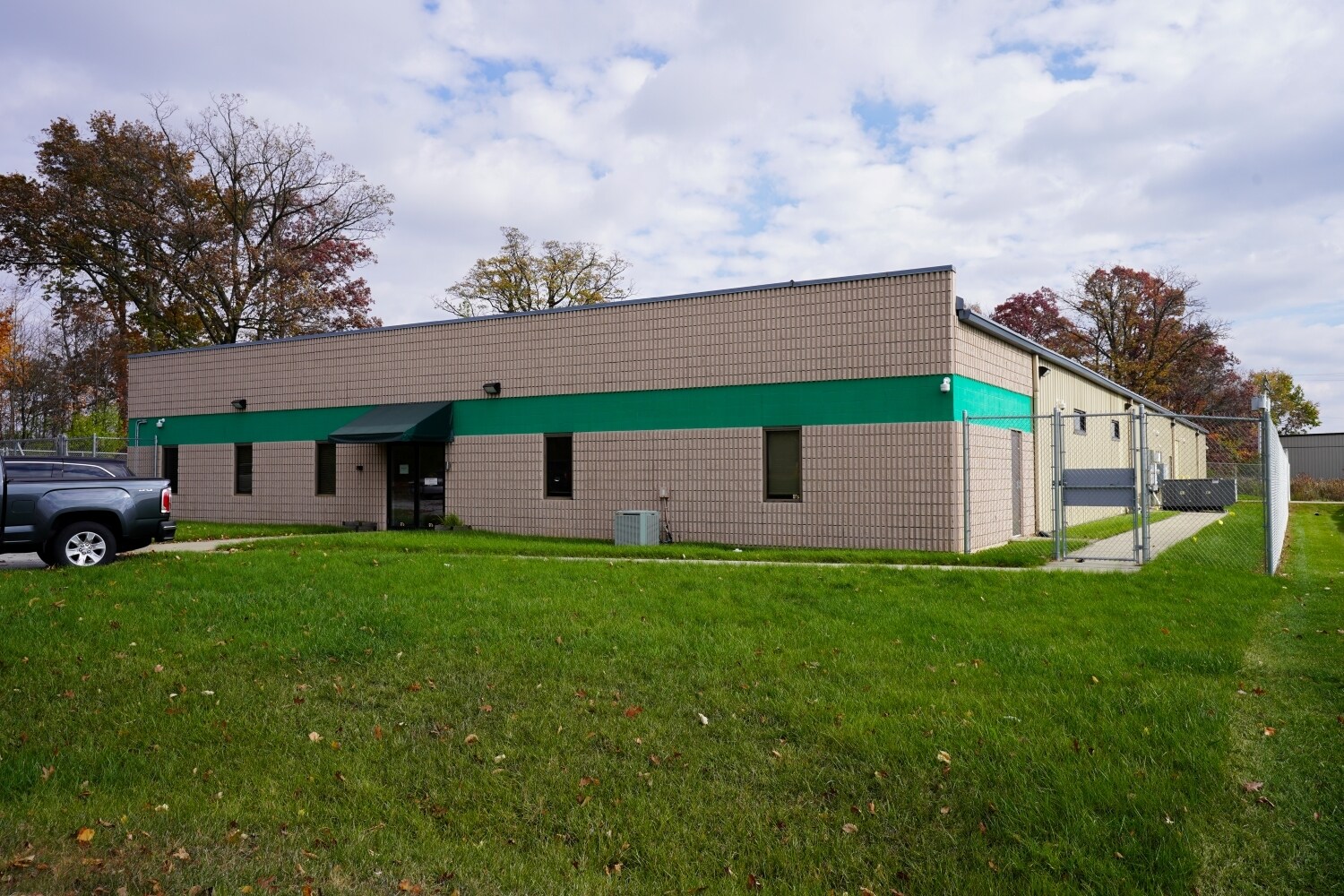 2621 Corrinado Ct, Fort Wayne, IN for sale Building Photo- Image 1 of 1