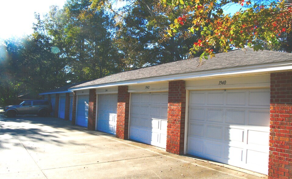 1070 Jessamine Trl, Sumter, SC 29150 Waterforde Place Apartments