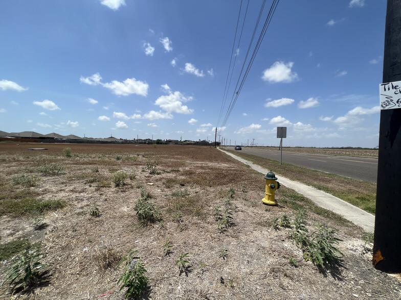 6902 Weber Rd, Corpus Christi, TX for sale - Building Photo - Image 3 of 3