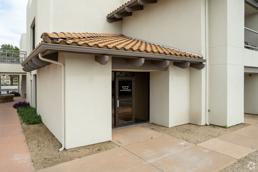 10752 N 89th Pl, Scottsdale, AZ for lease - Building Photo - Image 2 of 4