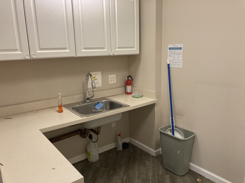 1315-1317 North Ave, New Rochelle, NY for lease - Interior Photo - Image 2 of 7