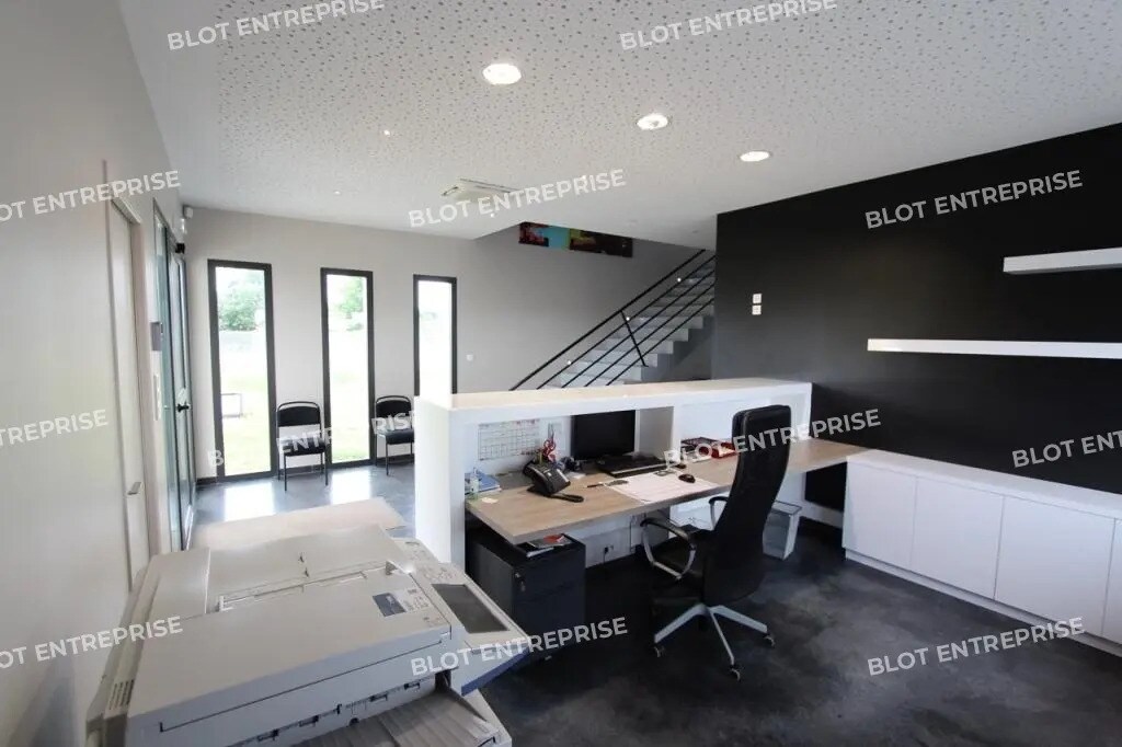 3 Rue Edme Mariotte, Pontchâteau for sale Interior Photo- Image 1 of 7
