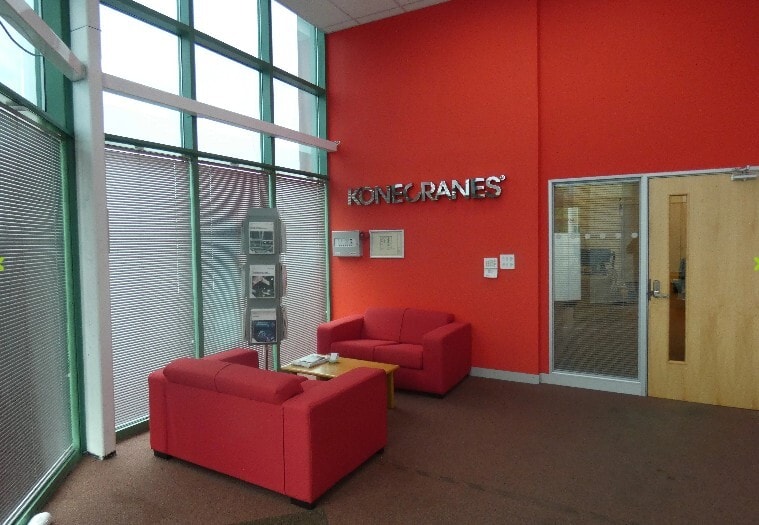 18 Great Bridge St, West Bromwich for lease - Interior Photo - Image 3 of 9