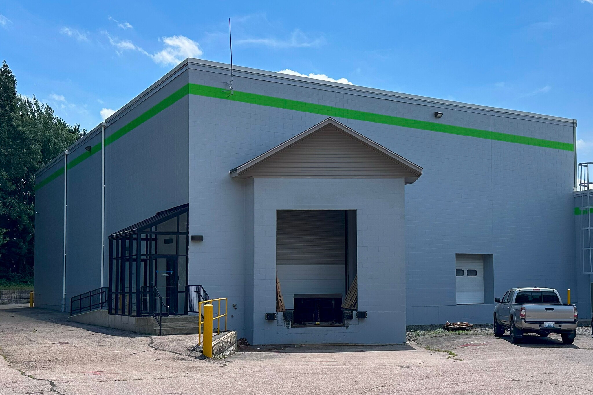 42 Hayward St, Franklin, MA 02038 Industrial for Lease