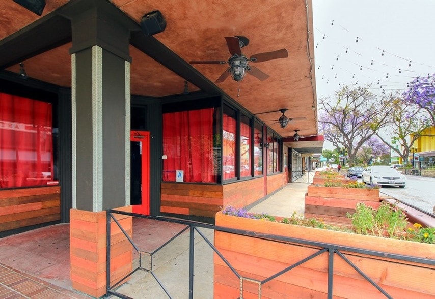 201 E 2nd St, Pomona, CA for lease - Building Photo - Image 2 of 16