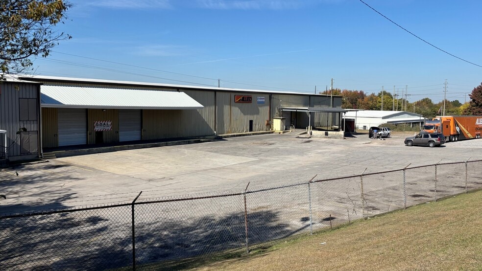 2120 Montevallo Rd SW, Birmingham, AL for sale - Building Photo - Image 2 of 7