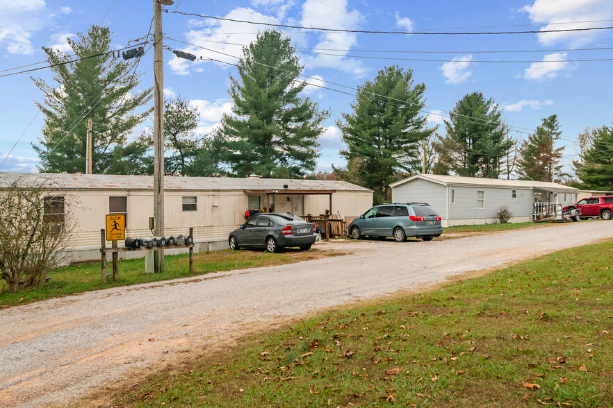 1901 Cane Creek Rd, Cookeville, TN for sale - Building Photo - Image 2 of 15