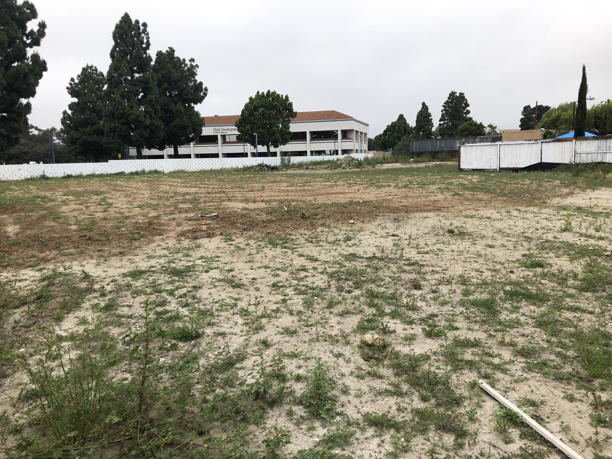 481 E Ventura Blvd, Oxnard, CA for lease Primary Photo- Image 1 of 6