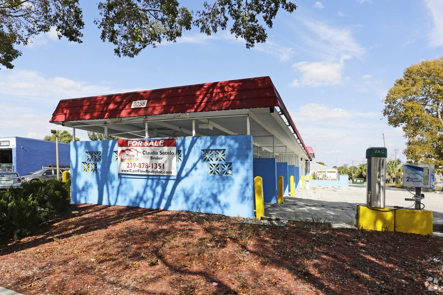 3055 Fowler St, Fort Myers, FL 33901