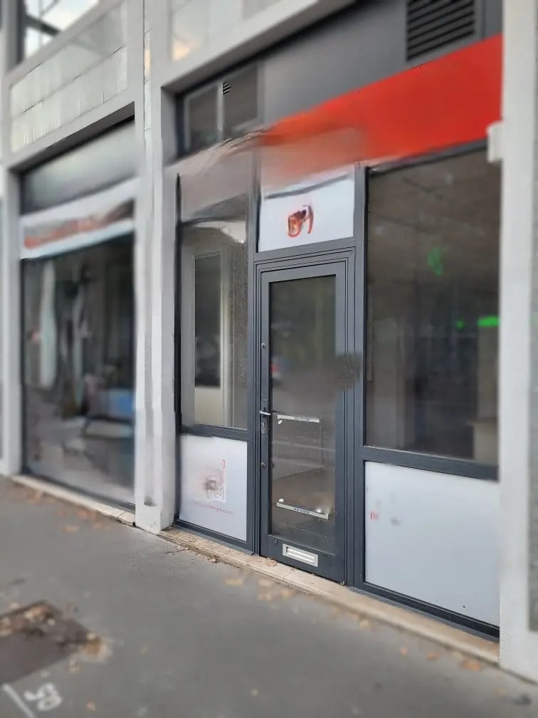 Office in Lyon for lease Building Photo- Image 1 of 2