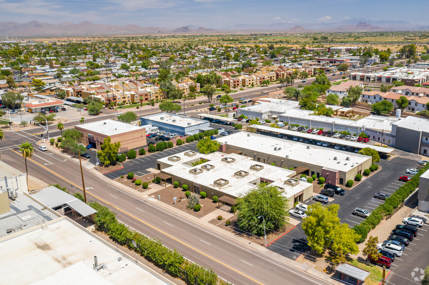 1525 N Granite Reef Rd, Scottsdale, AZ for lease - Primary Photo - Image 1 of 27