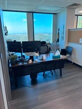 2 International Plaza Dr, Nashville, TN for lease Interior Photo- Image 1 of 2