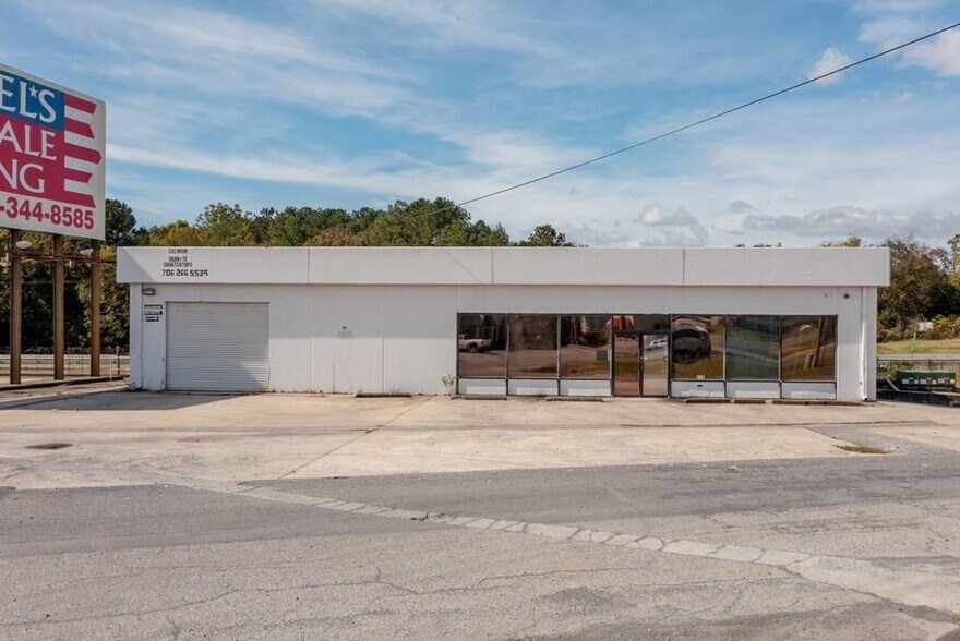 219 Belwood Rd SE, Calhoun, GA 30701