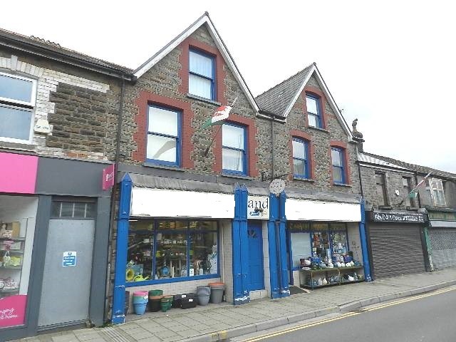 210-211 High St, Treorchy for sale - Primary Photo - Image 1 of 18