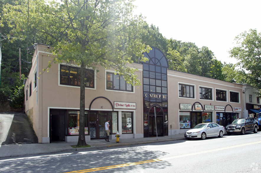 125-131 E Main St, Mount Kisco, NY for lease - Building Photo - Image 2 of 6