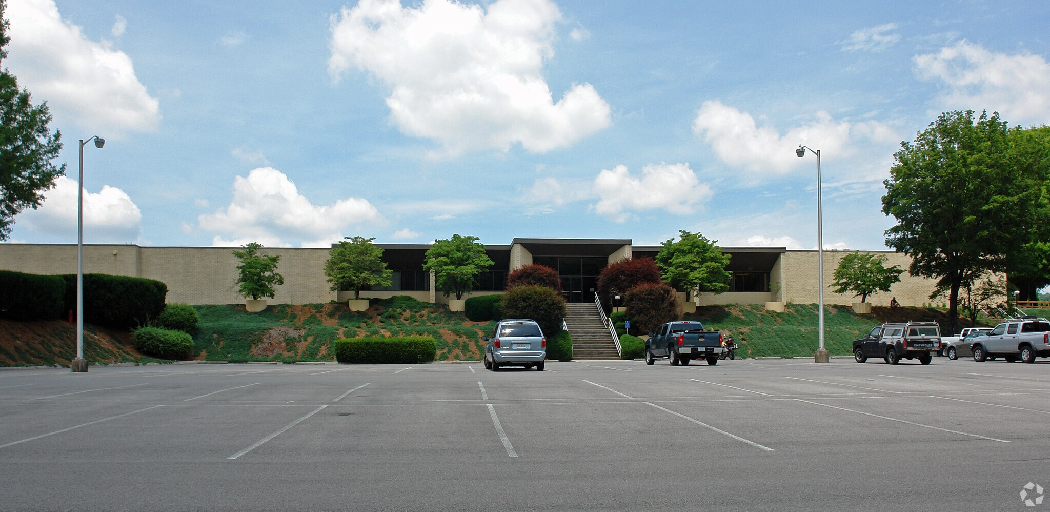 750 Old Abingdon Hwy, Bristol, VA for sale Primary Photo- Image 1 of 1