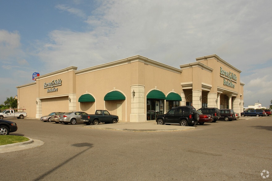 5201 Blanch Moore Dr, Corpus Christi, TX for sale - Building Photo - Image 2 of 3