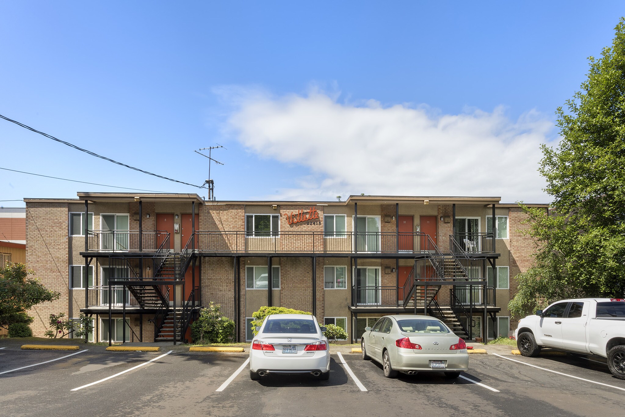 22415 30th Ave S, Des Moines, WA for sale Building Photo- Image 1 of 1