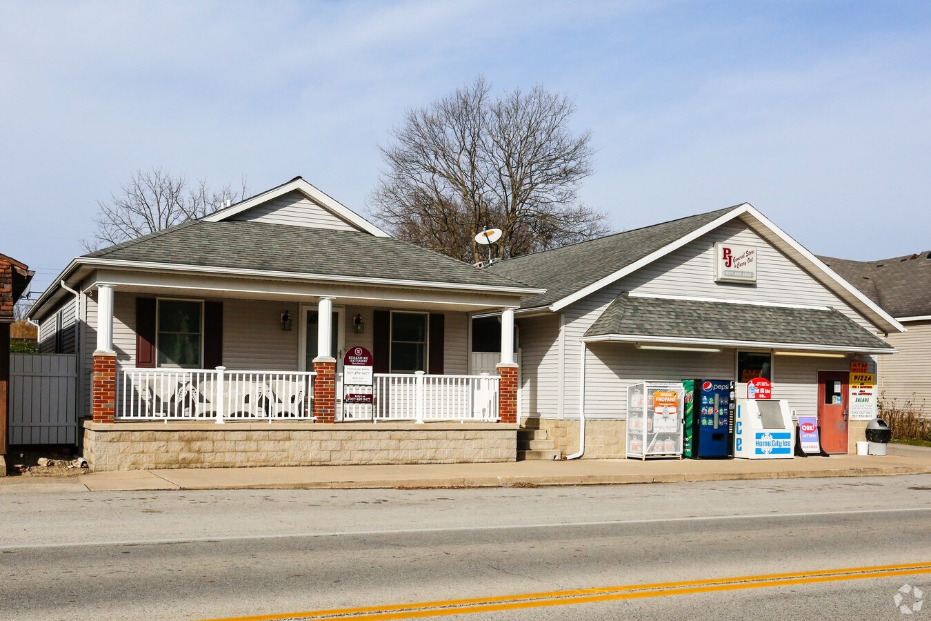 105 E Main St, Port Jefferson, OH 45360