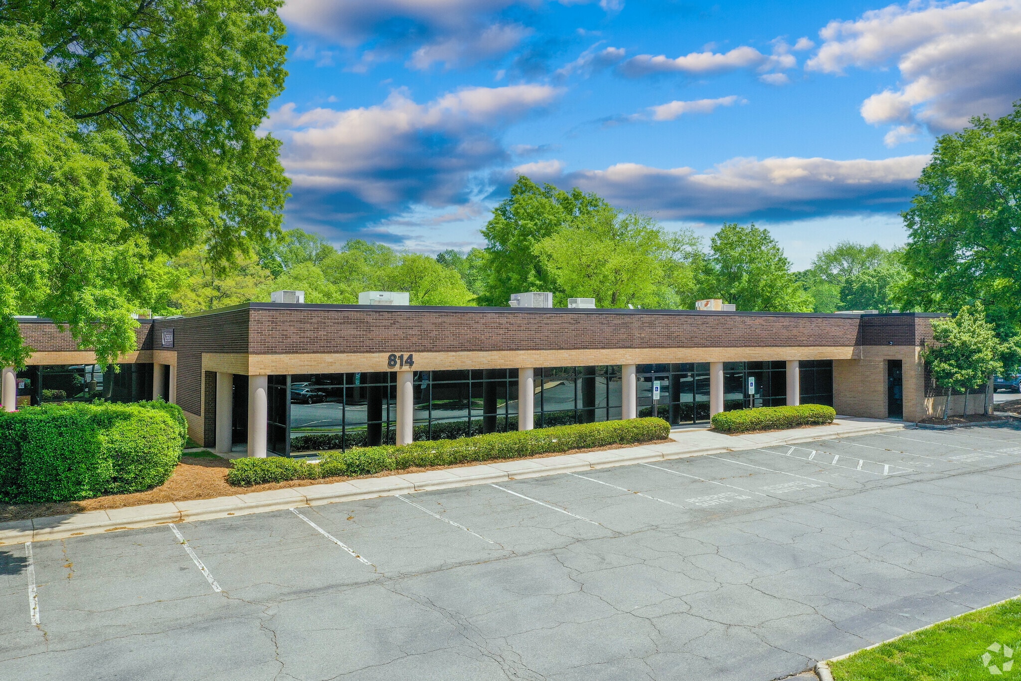 814 Tyvola Rd, Charlotte, NC for lease Building Photo- Image 1 of 25