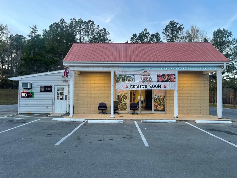 941 N Main St, Troy, NC for sale - Building Photo - Image 1 of 31